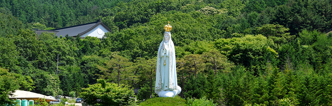 앵자봉과 천진암 전경5